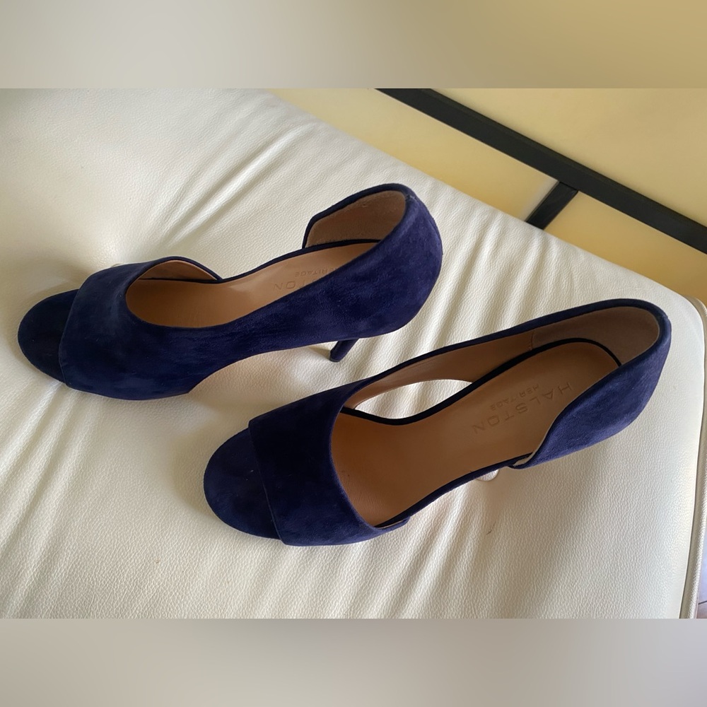 Halston Heritage Suede D'Orsay Pumps, Size 8 - Picture 6 of 7